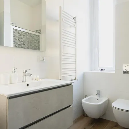 Easylife - Navigli Stile E Relax Urbano * Milan