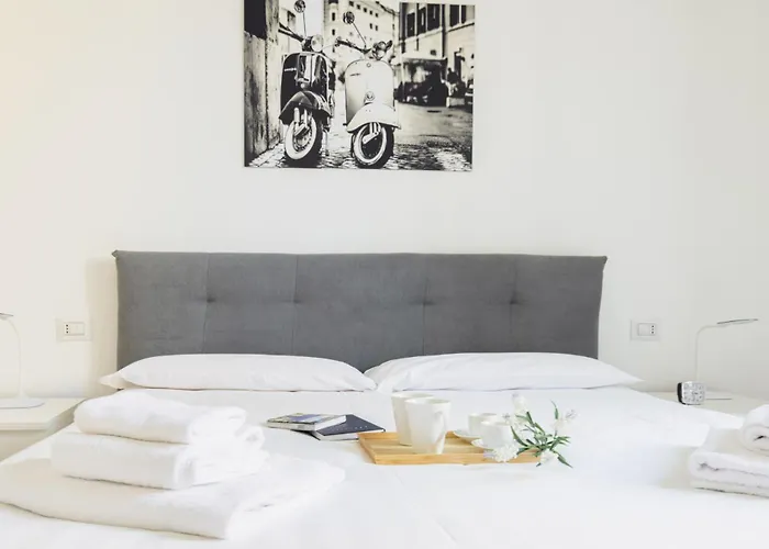 Easylife - - Gola 31 - Navigli * Mediolan