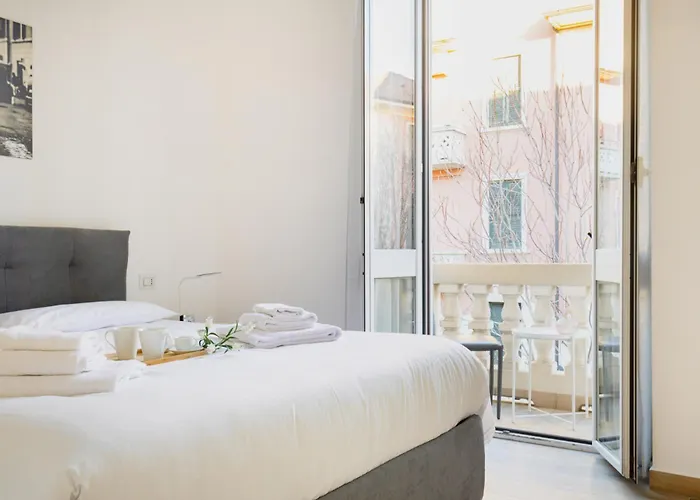 Easylife - - Gola 31 - Navigli Apartament