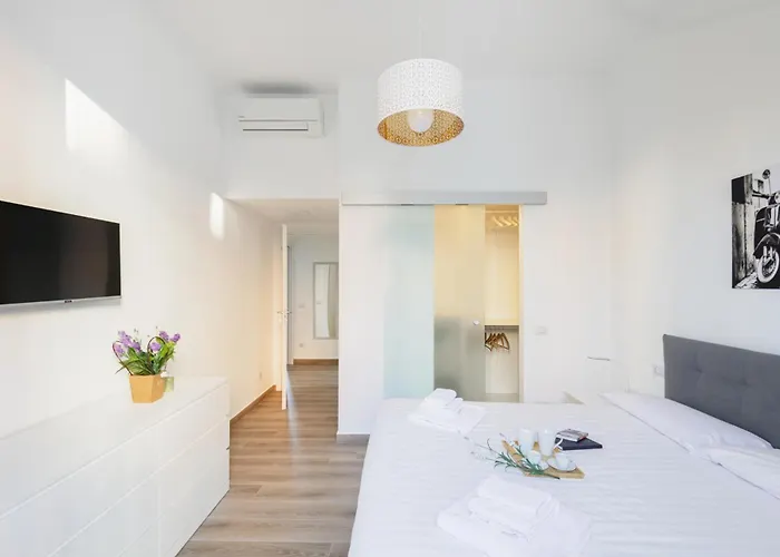 Easylife - - Gola 31 - Navigli Apartament Mediolan